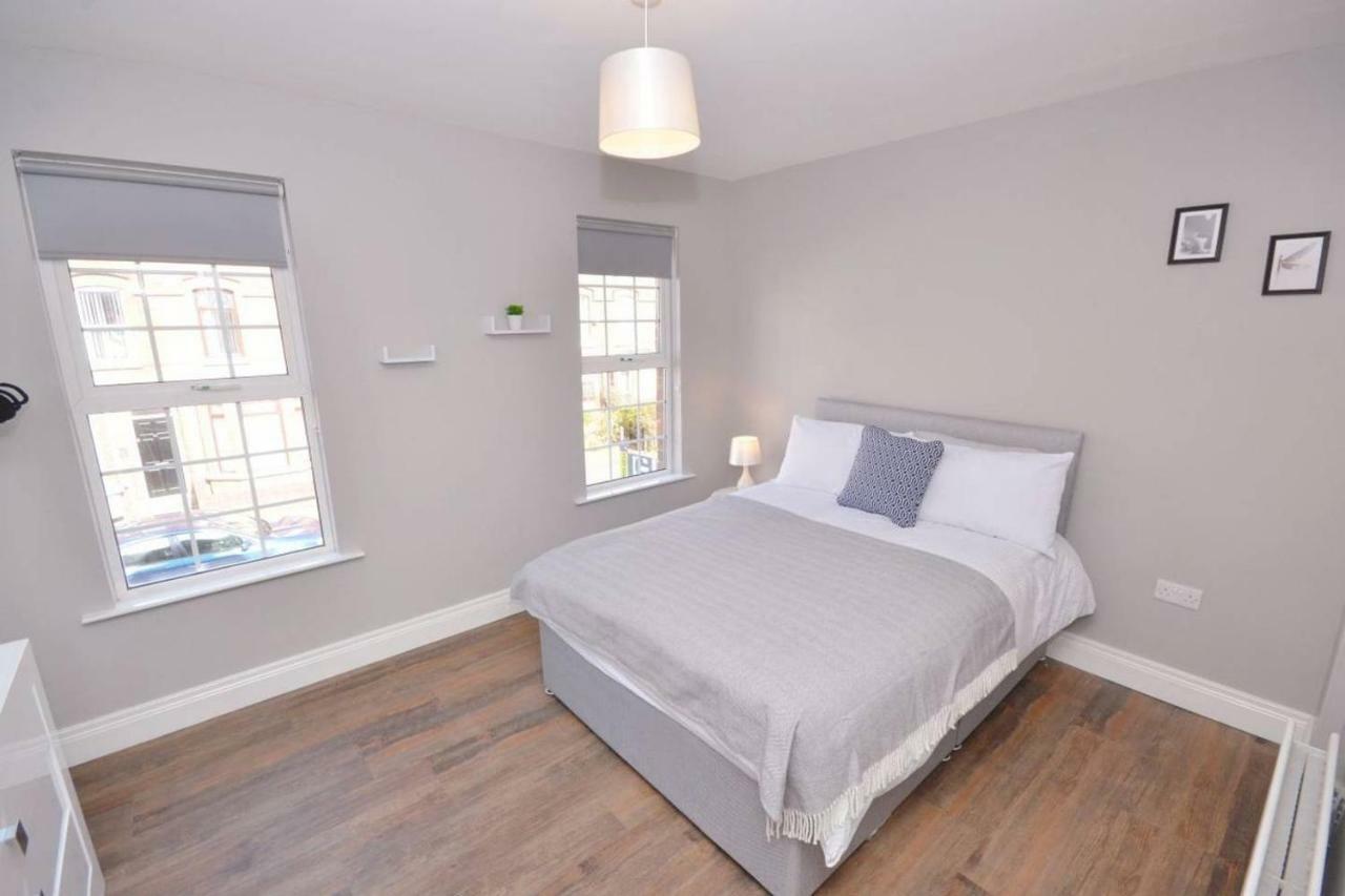 Queens Quarter Townhouse 2 Belfast Extérieur photo
